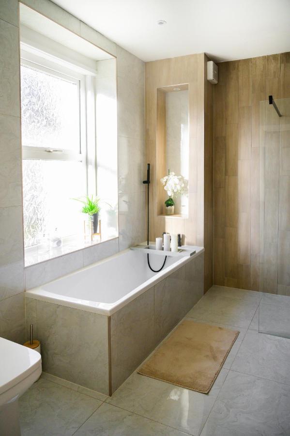 Luxurious Tranquil Four Bedroom Retreat In Buxton Buxton  Exterior foto